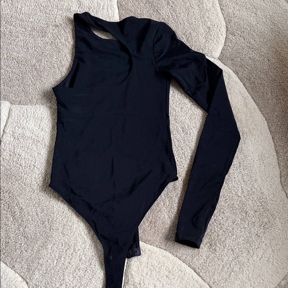 Zara Black One-Shoulder Long-Sleeve Bodysuit - Picture 3 of 4